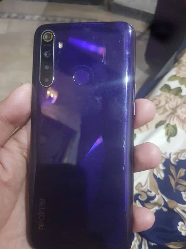 realme 5 dual sim official pta 9.5/10 4/64 never open not repair 4