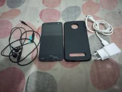 moto Z force+cover+handsfree+charger+cable