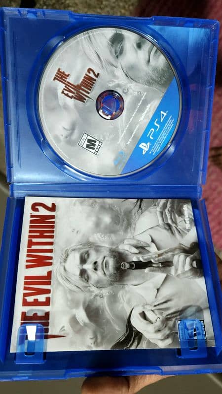 Evil Within 2 PS4 1