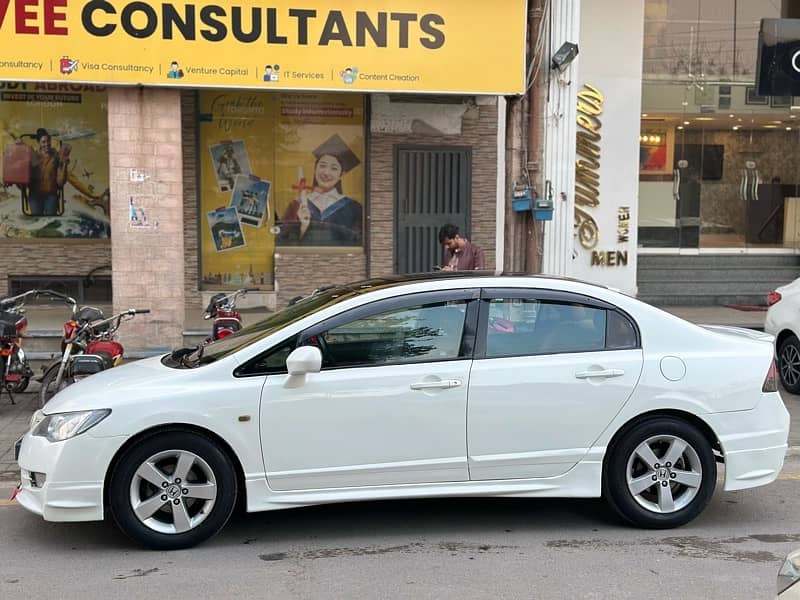 Honda Civic 2009 Manual Sunroof 4