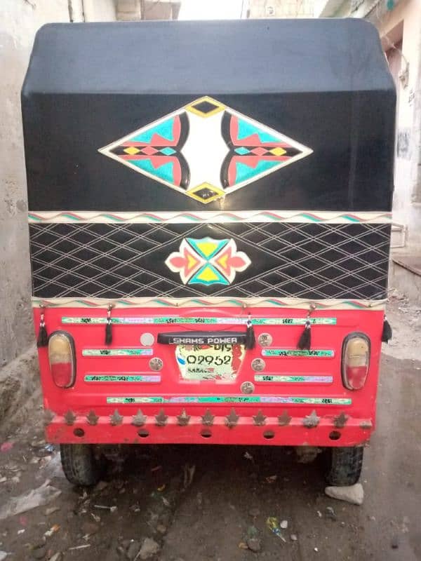 shams power 6 seater Raksha 3