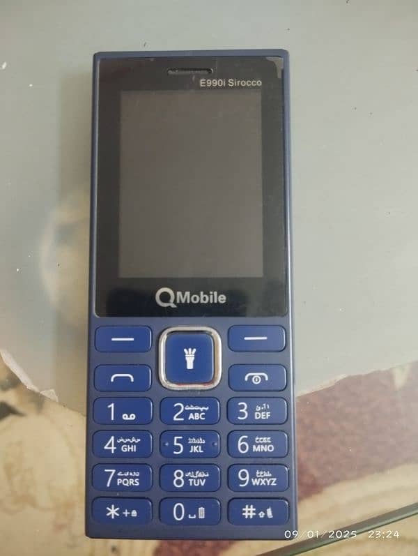 Qmobile for sale 4