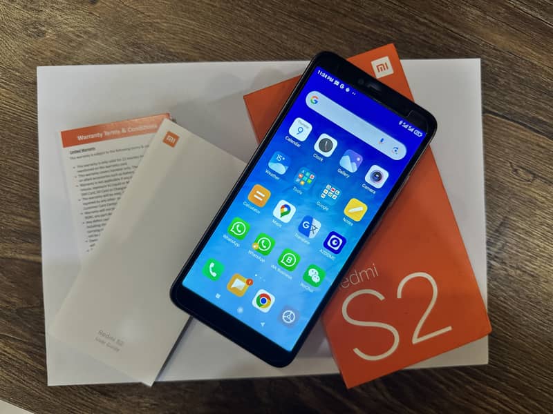 Redmi S2 - Xiaomi Mobile phone 64GB, RAM 4GB, Boxed Condition like New 2