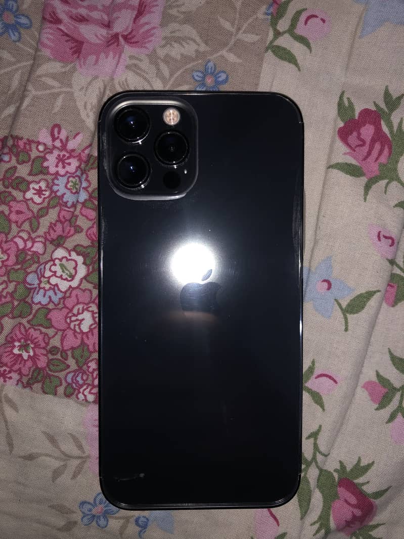 Apple iPhone 12 Pro 1