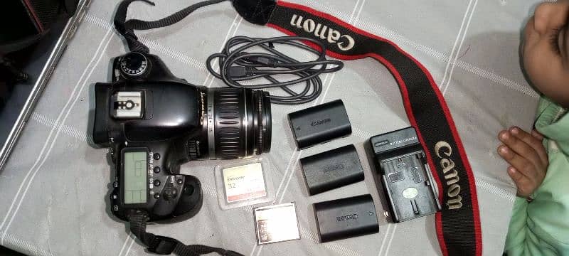 Canon DSLR camer with 3 Battery 32 /16 Gb CF card. 4