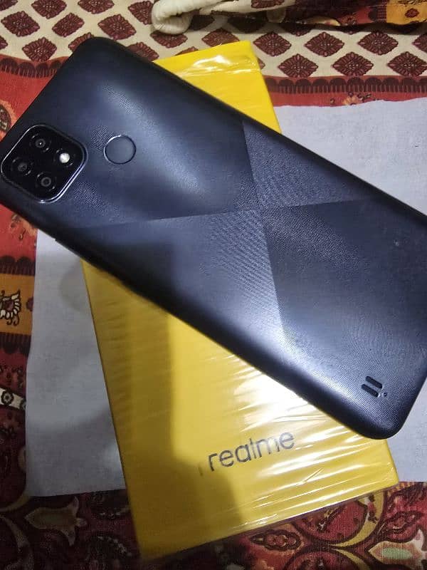 REALME C21 IN VERY NEAT & CLEAN CONDITION WITH BOX 6