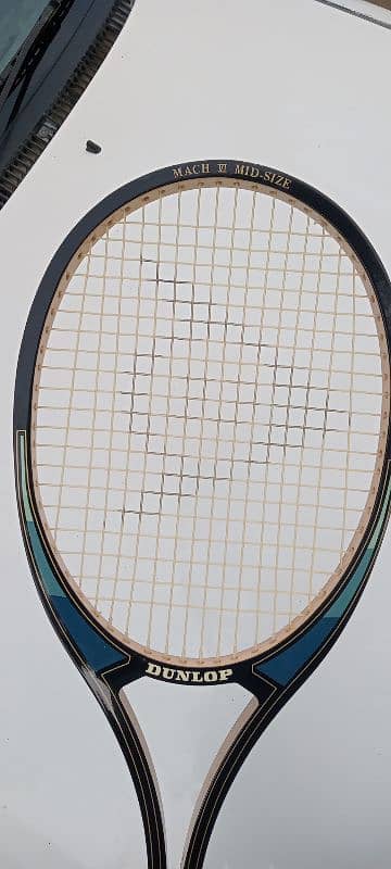 Dunlop Mach IV Mid-Size Tennis Racket – Classic and Durable 5