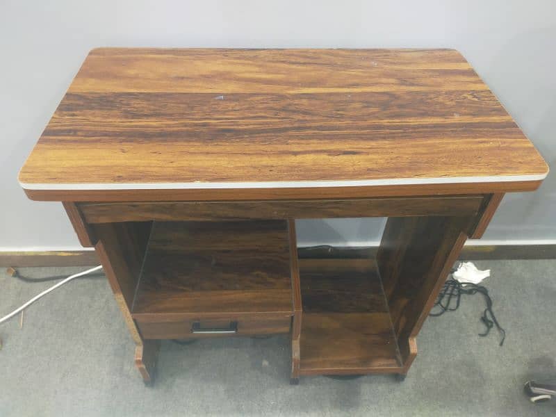 Gaming/PC table Wooden table excellent quality 1