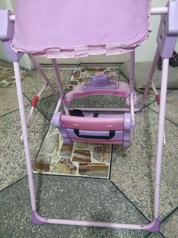 baby swing for good condition 2