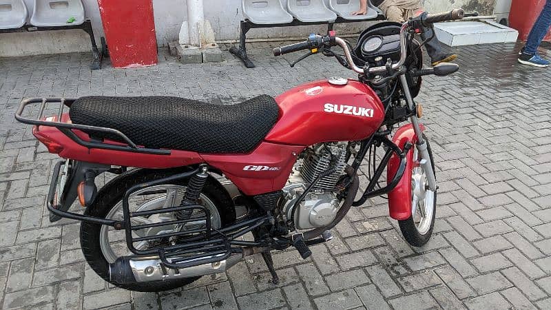 Suzuki GD 110s 3