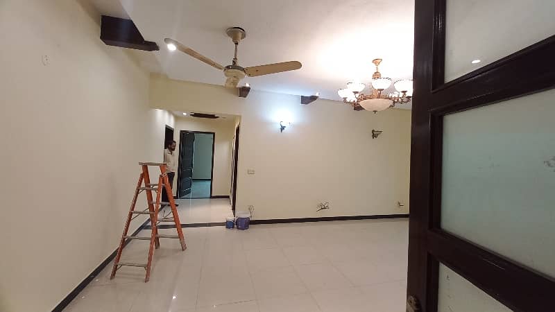 1 kanal Upper Portion Available In Pcsir Phase 2 Near By UCP University And Shoukat Khanam 4