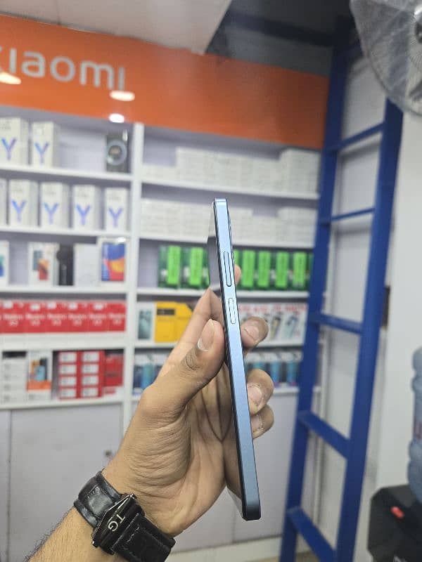 Realme C63 2