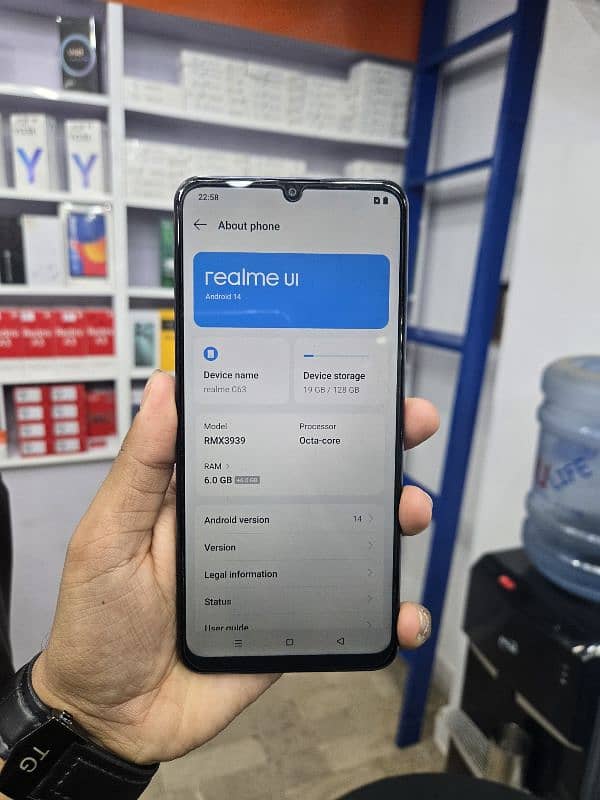 Realme C63 4