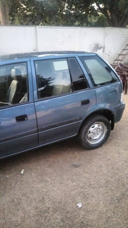 Suzuki Cultus 2010 4