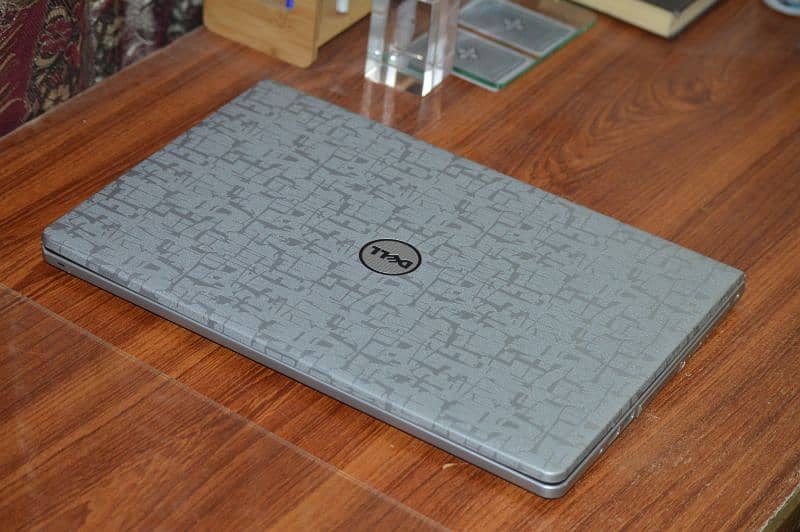 Dell Inspiron Core i5 6 Gen Touch screen 1