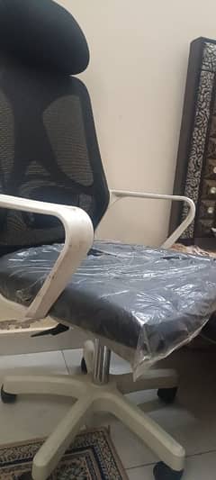 office chair 14k