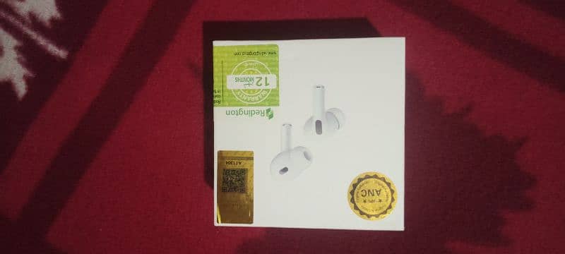 Brand New earpod pro2 with brand new pouch. 0