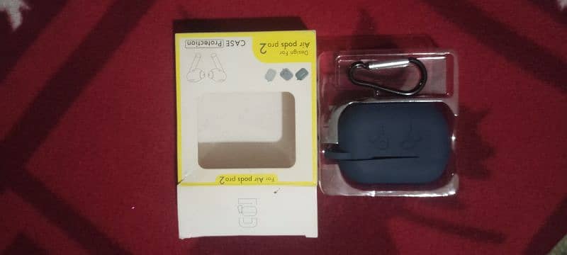 Brand New earpod pro2 with brand new pouch. 4