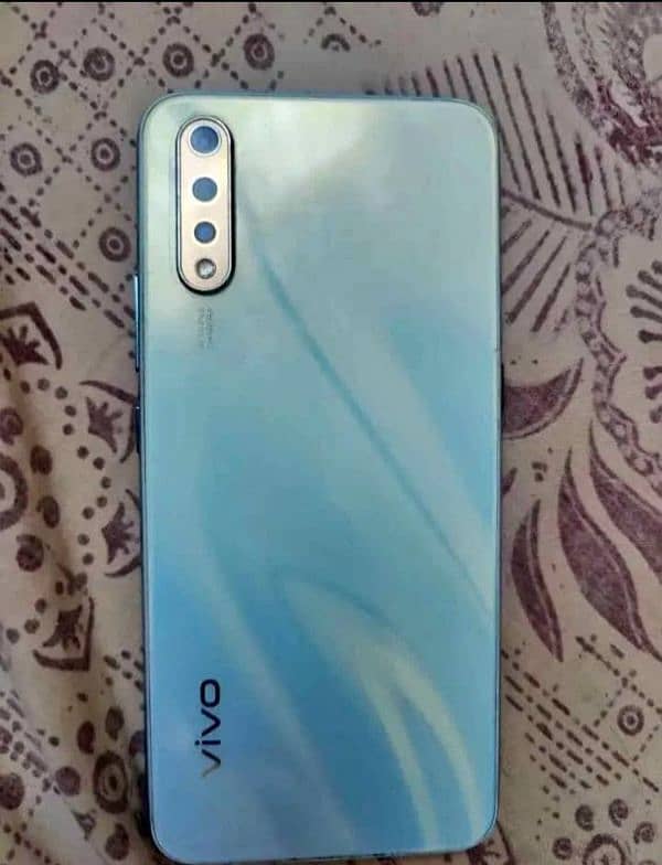 Vivo S1 4