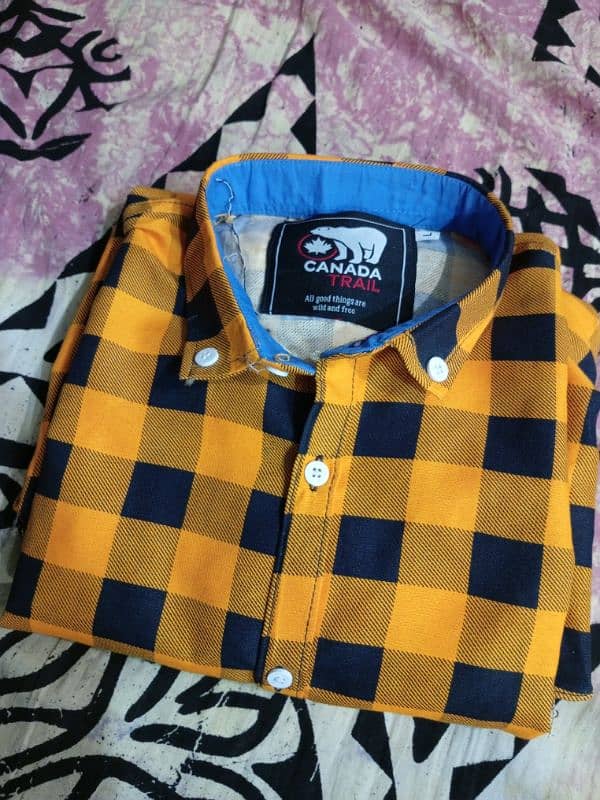 Casual Shirt Yellow and Black L-size 0