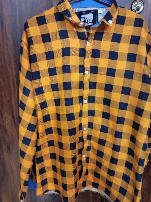 Casual Shirt Yellow and Black L-size 1