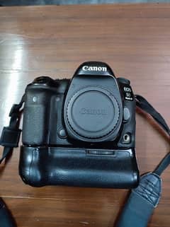 canon 5d mark iv with box