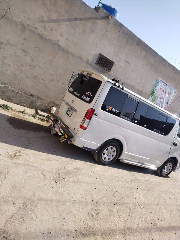 Toyota Hiace 2006 2