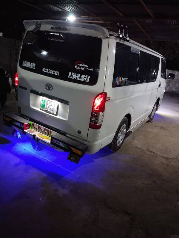 Toyota Hiace 2006 9