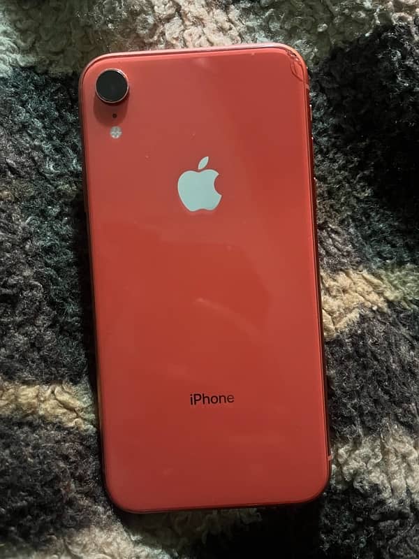 iPhone XR 0