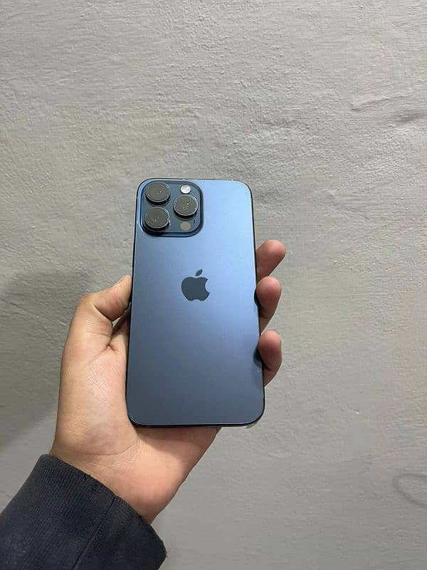 iphone 15 pro MAX ( blue titanium) 0