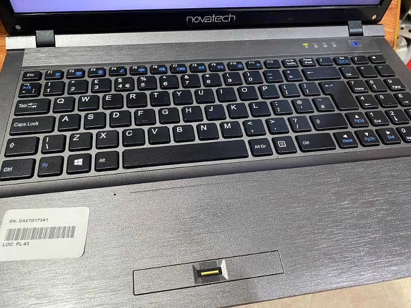 nova tech laptop i3 4 generation 15.6 inch 4gb ram 128 gb SSD 2