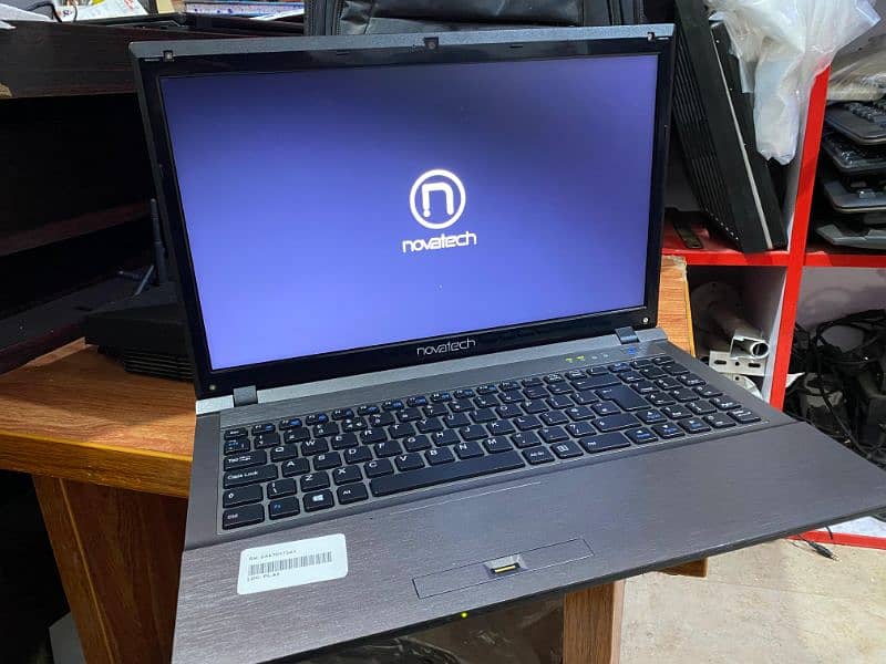 nova tech laptop i3 4 generation 15.6 inch 4gb ram 128 gb SSD 5