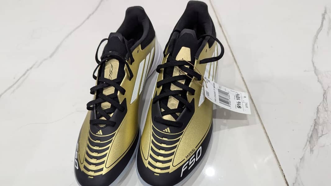 F 50 League Turf MESSI Edition Grippers 1