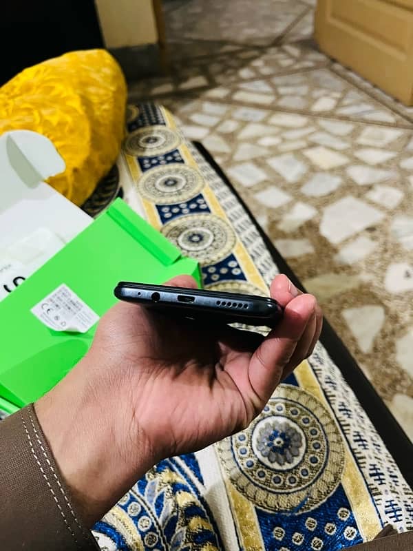 Infinix Smart 6  3/64gb 3