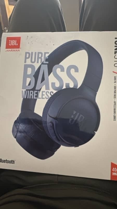 JBL wireless headset 0