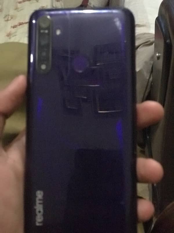 Realme 5 4/64  very good condition 0