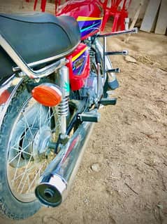 Honda CG 125 urgent for sale WhatsApp on hai,,,03184287152