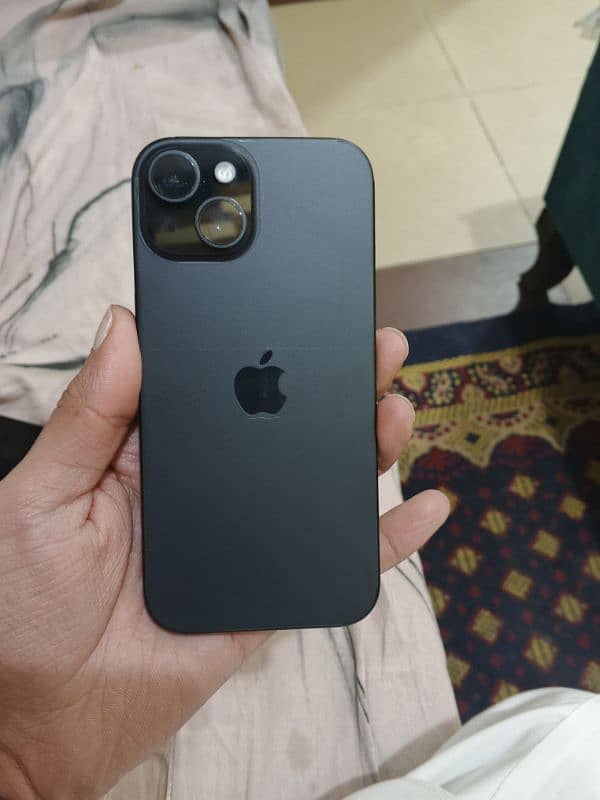 iphone 15 black non pta sim time 2months full box 4