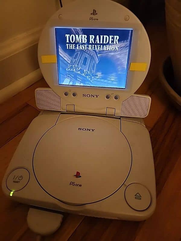 PSOne Console With LCD Screen 1