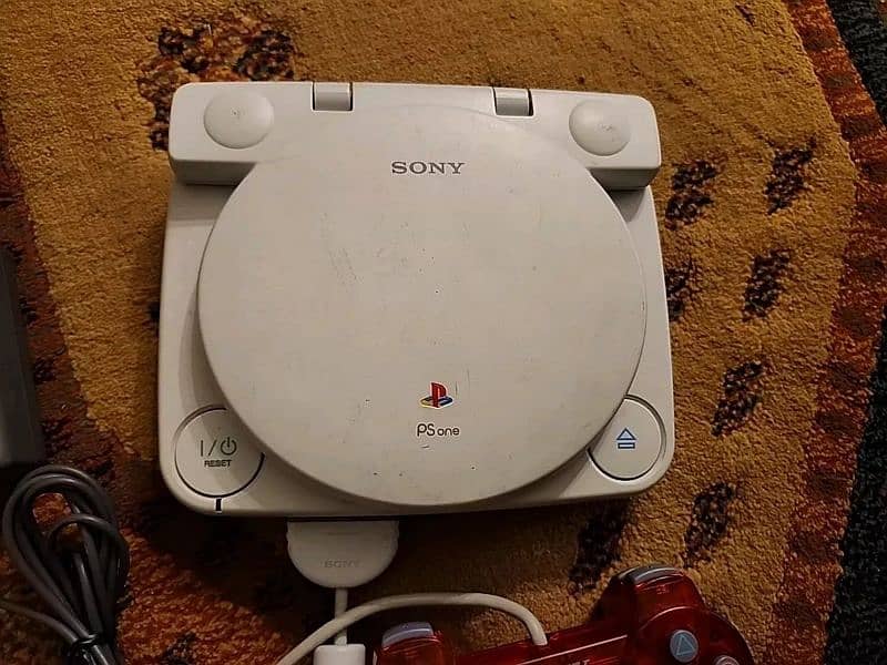 PSOne Console With LCD Screen 8