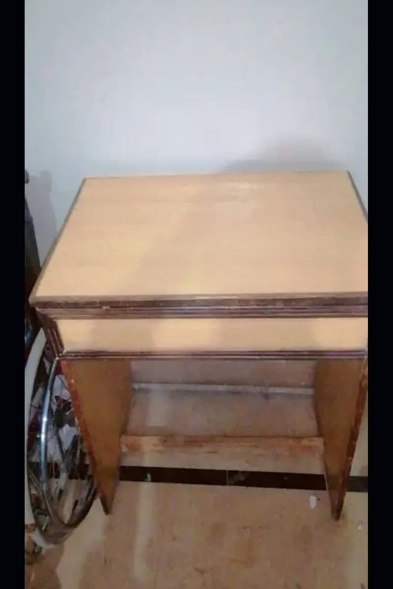 Study table for sale 5