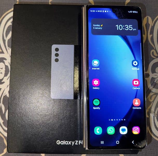 Samsung Z Fold 5 12/256 gb Non Pta 4