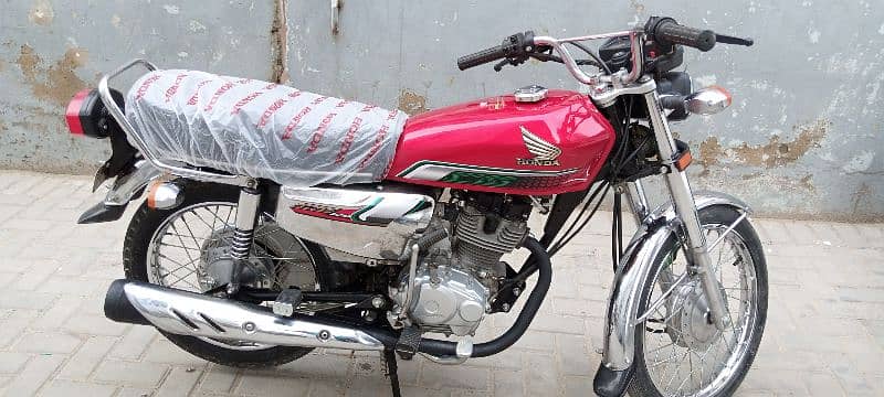 Honda 125 Special Edition 2023 Model Karachi Number 7