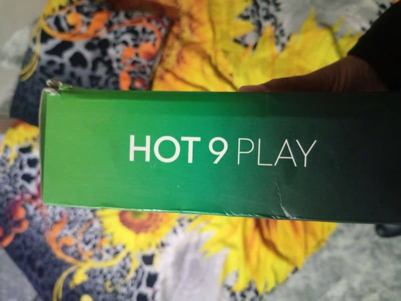 Infinix Hot9 play mobile for sale 4/64 8