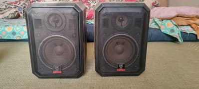 Sharp 2 way Bookshelf speakers