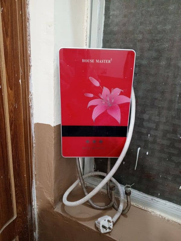 House Master brand electric geyser for sale 4