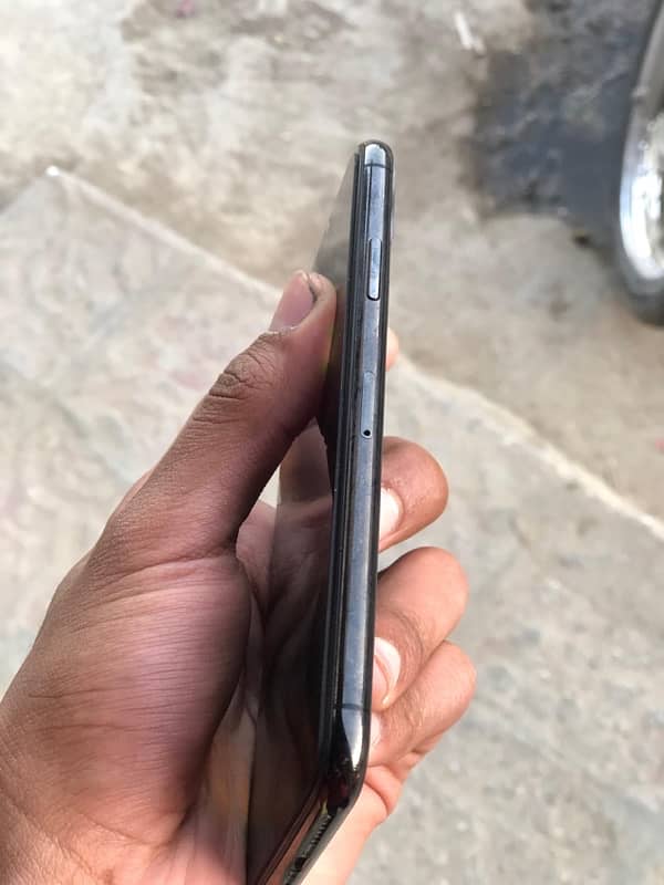 iPhone 11 pro max 64gb 3