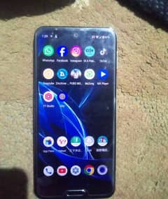 Aquos r2