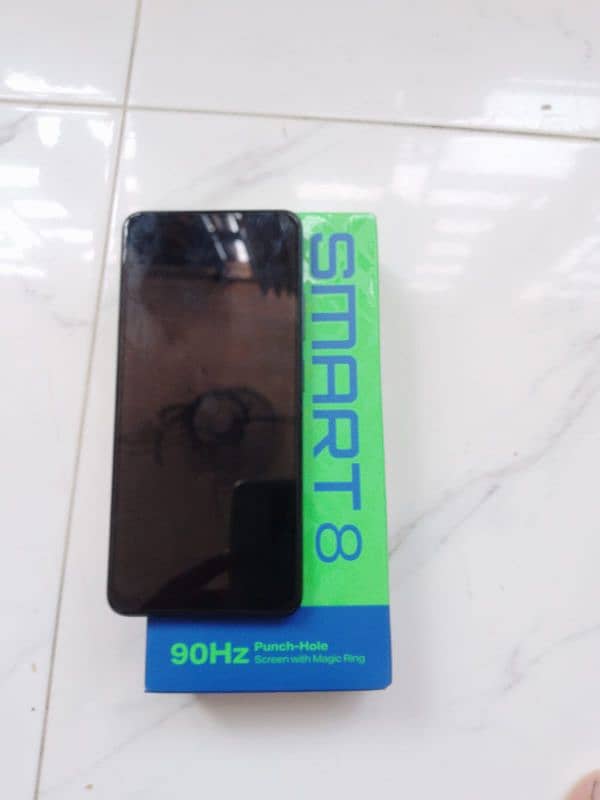 Infinix smart 8 (4+4 64 ) 3