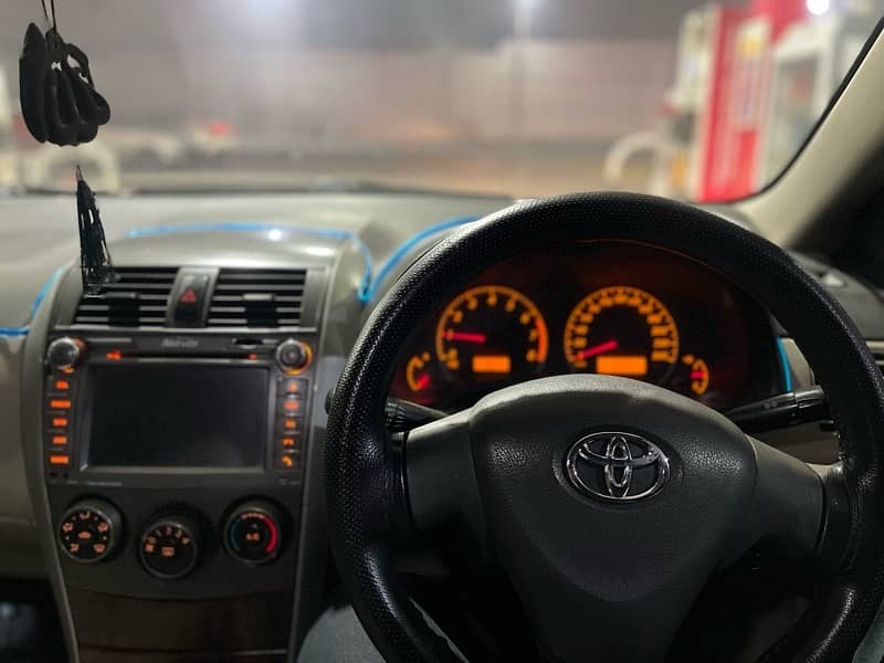 Toyota Corolla XLI 2013 9